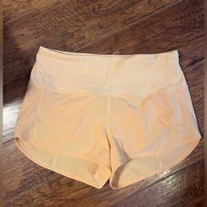 Lululemon Speed Up High-Rise Lined Short 2.5"
Summer Glow Size 6